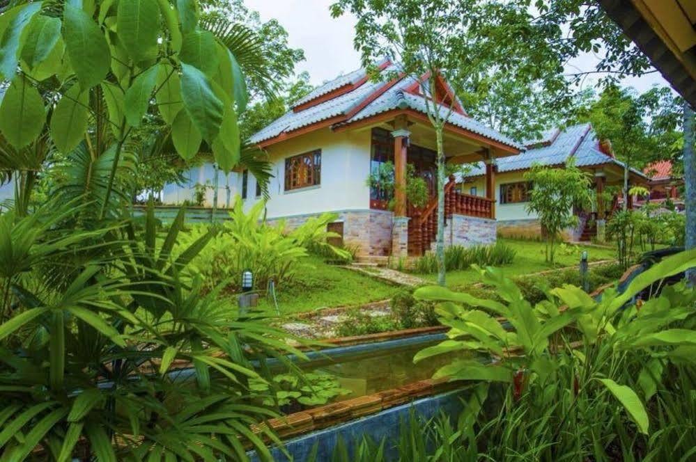 Mont Goei Pai Hotel Luaran gambar